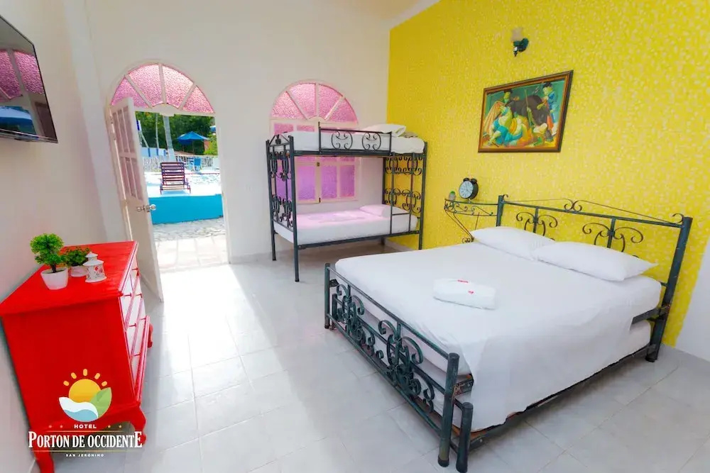 Portón de Occidente by Bernalo Hotels