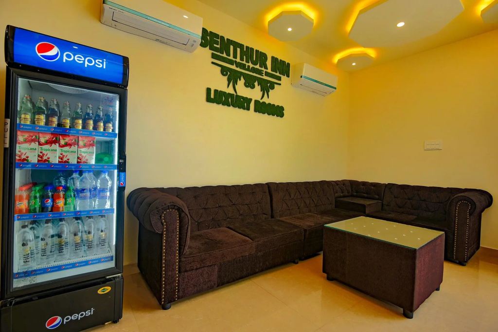 FabHotel Senthur Inn