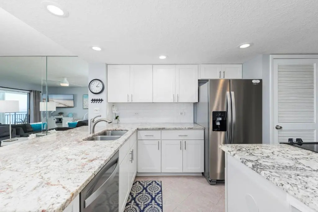 Windjammer 403, 2 Bedrooms, 4th Floor, Ocean Front, Elevator, Sleeps 6