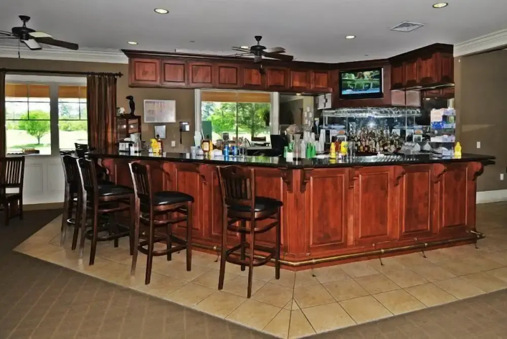 221-06 Woodlands Way