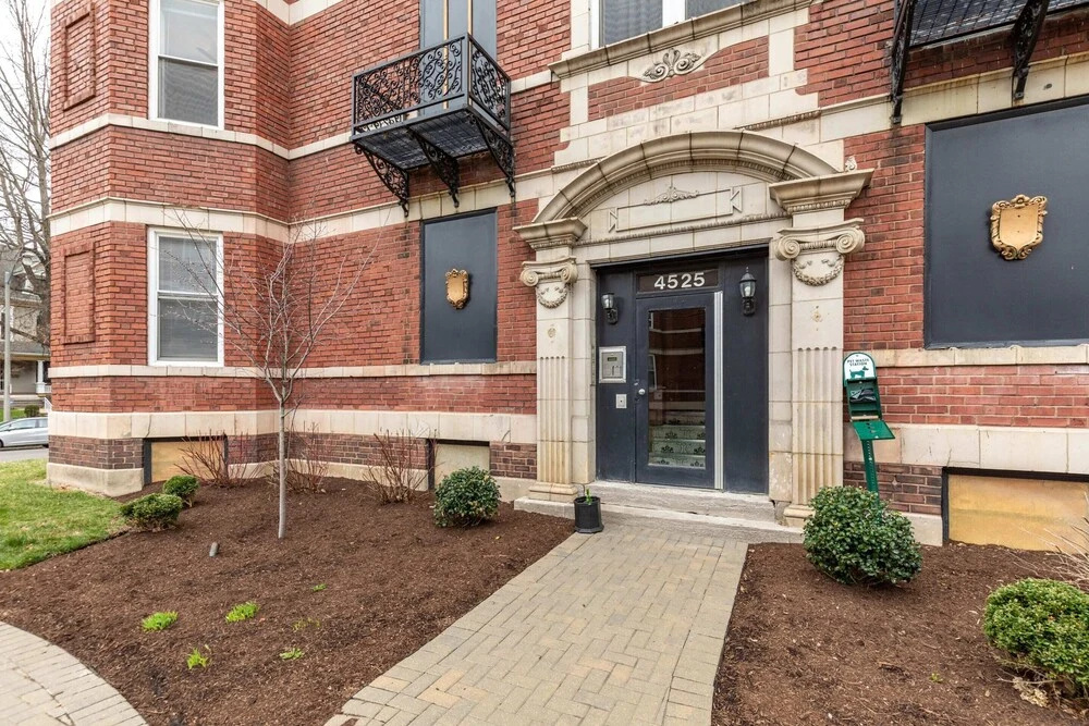 Updated CWE 1BR Near BJC by Zencity
