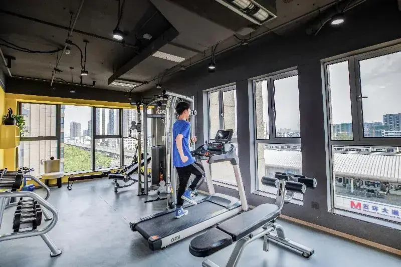 Отель Madison Hotel Wuhan Wujiashan