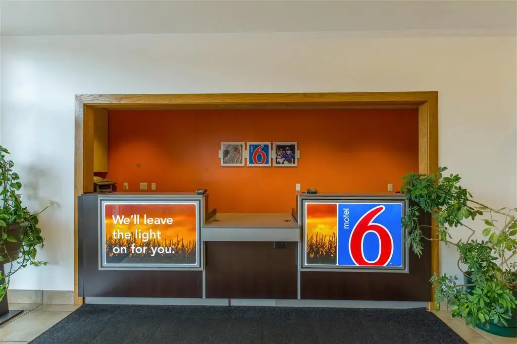 Motel 6-Baraboo, WI - Lake Delton-Wisconsin Dells
