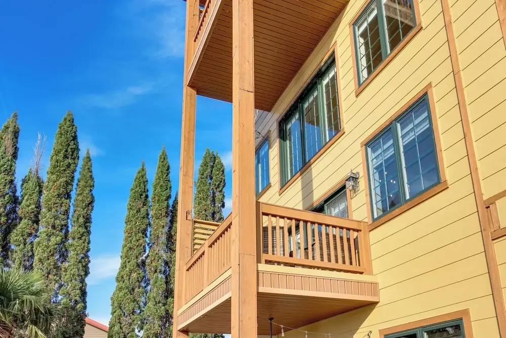Lakefront Condo 3 Mi to Historic Guntersville!