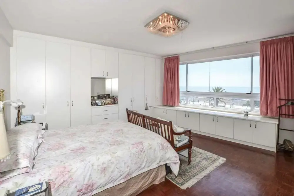 Sea Point Luxury Four Bedroom Apartments
