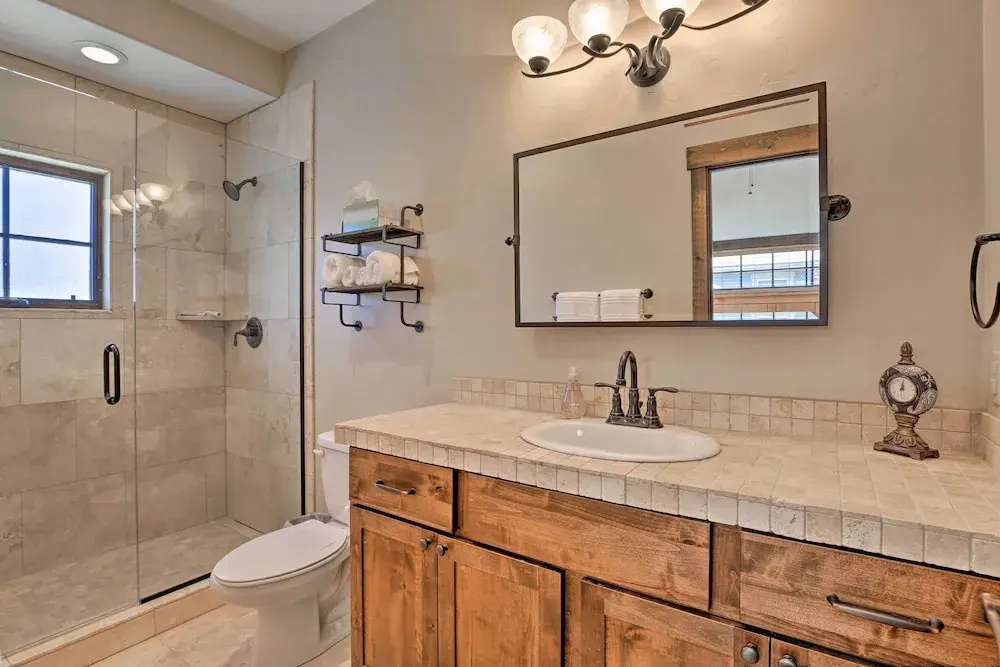 Mtn-view Fraser Home w/ Hot Tub - Near Skiing!