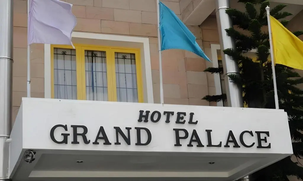 Hotel Grand Palace
