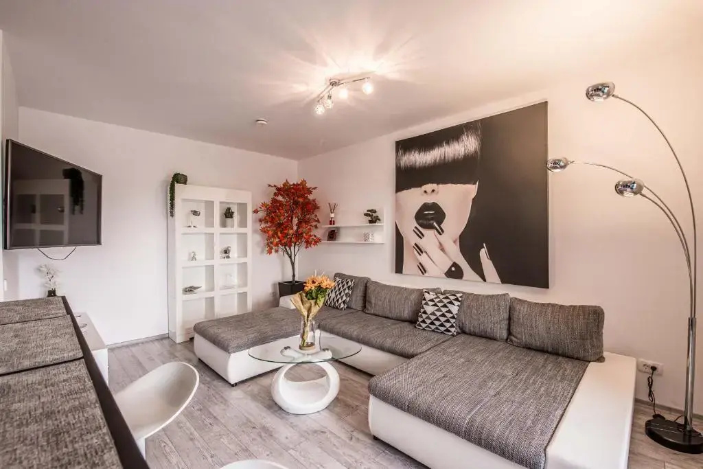 2-Room Penthouse Plaza Residence P1