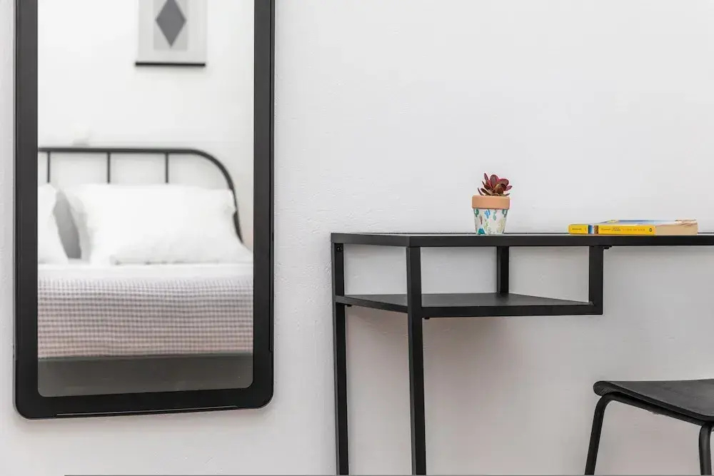Manouk s - Two Bedroom Apartment