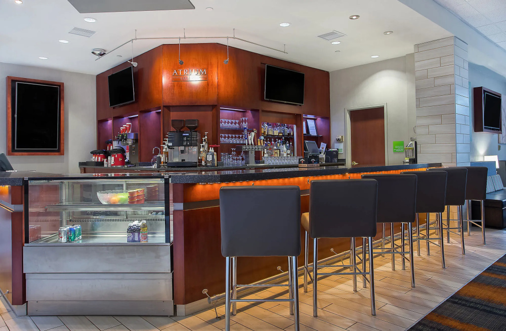 Holiday Inn University Plaza-Bowling Green by IHG