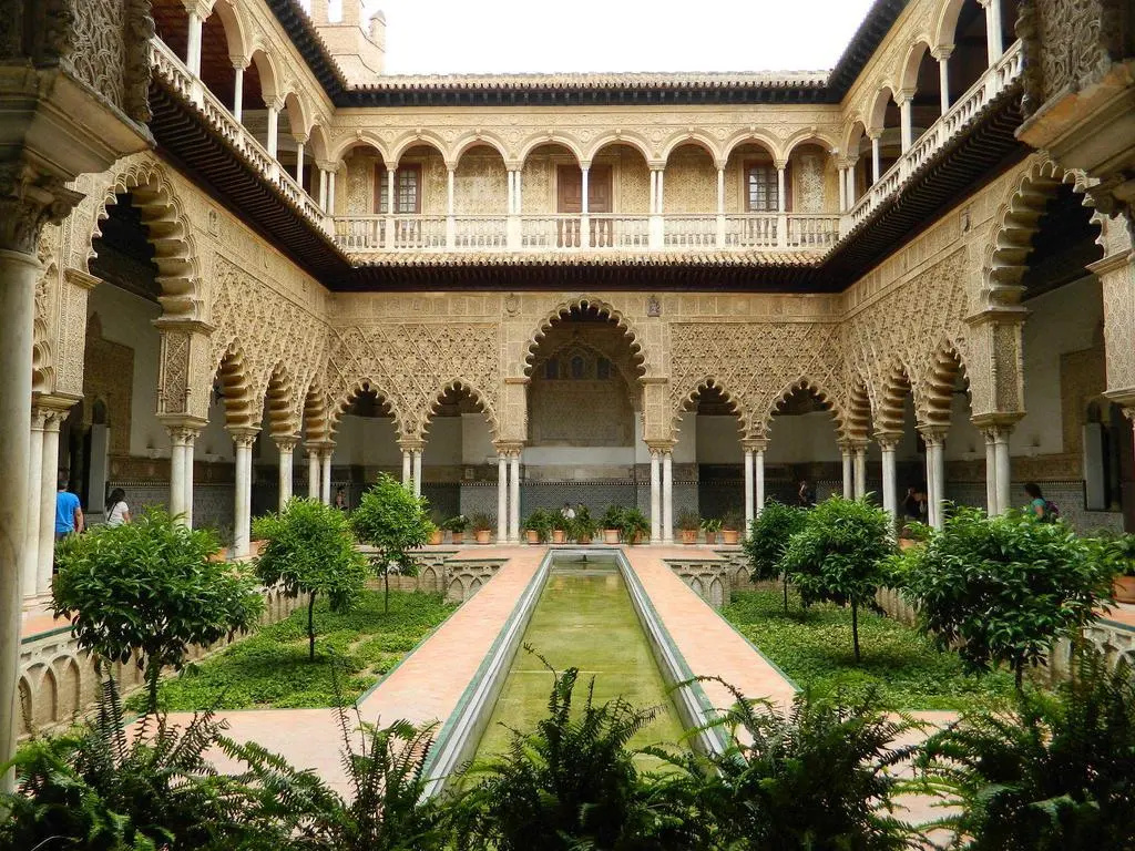 Hotel Maestranza