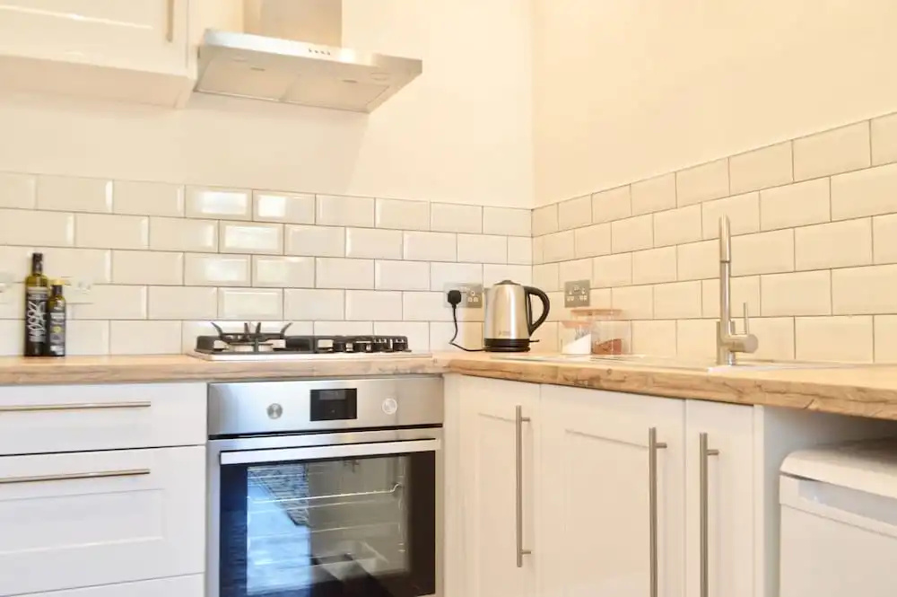 Bright Flat Near City Centre