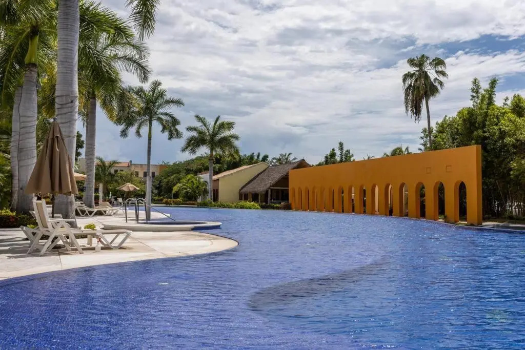 El Tigre Golf Top Rated New 1 BR Apart At Taheima