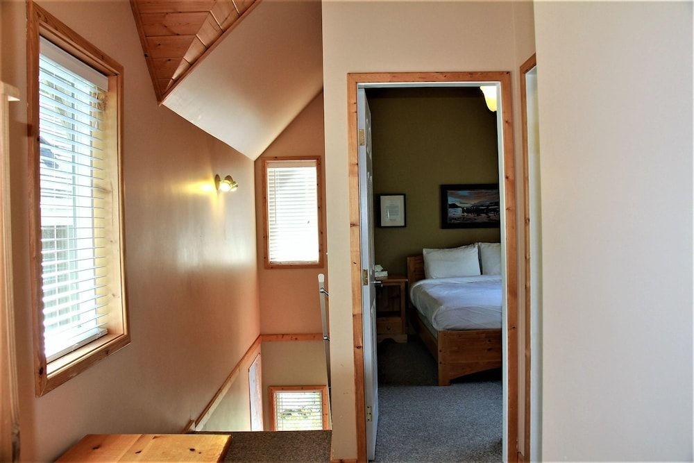 Natures Edge Cottage