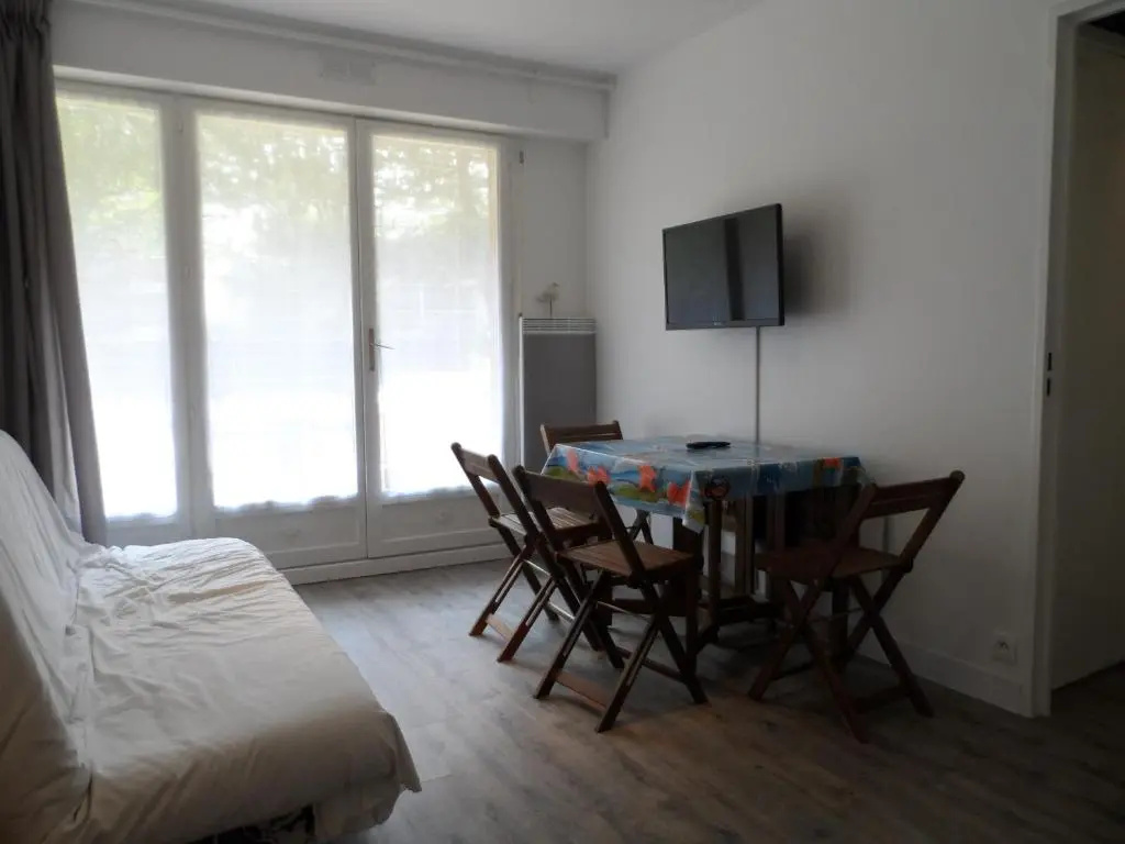 Appartement Cabourg, 2 pièces, 4 personnes - FR-1-487-150