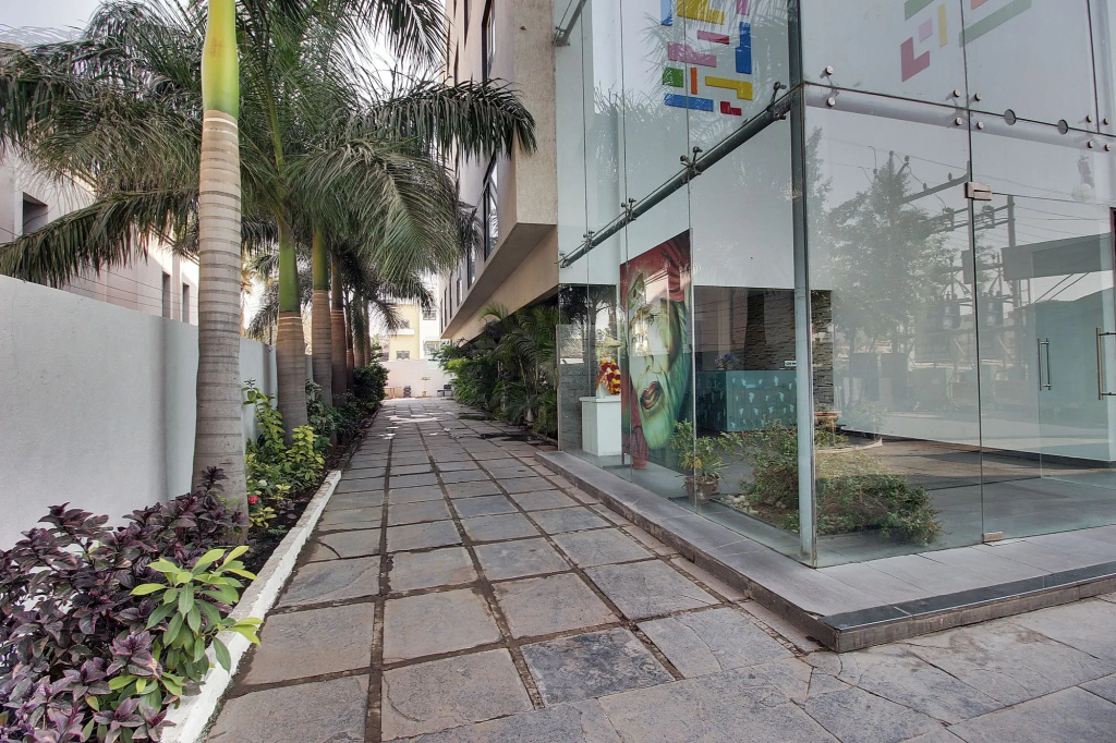 Hotel Sai Miracle