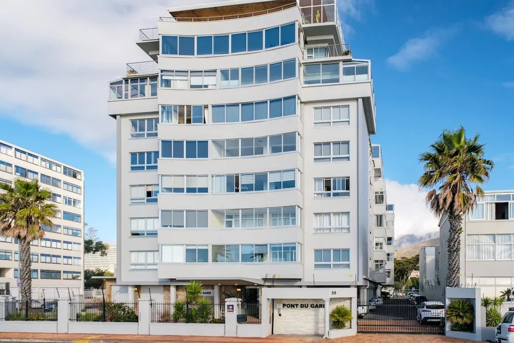 Beautiful Apartment Walking Distance to the Ocean Atlantic Views