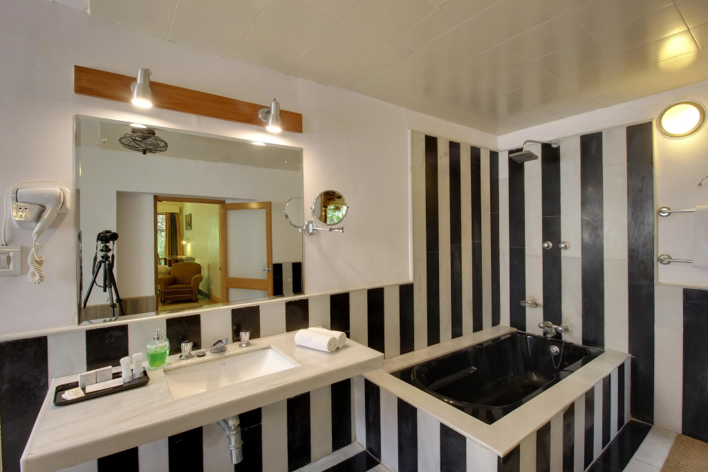 Hotel Inn Season - Art Deco Heritage Hotel in Jodhpur