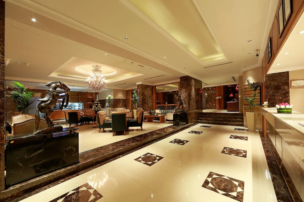Al Khaleej Palace Deira Hotel