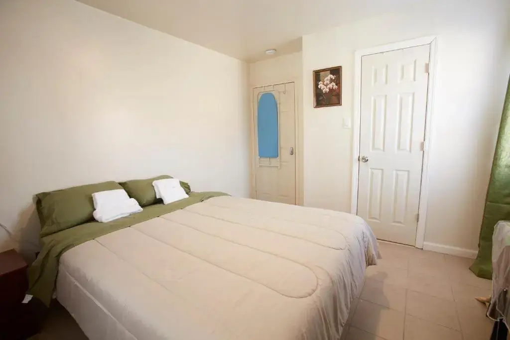 Studio&One Bedroom Apartments