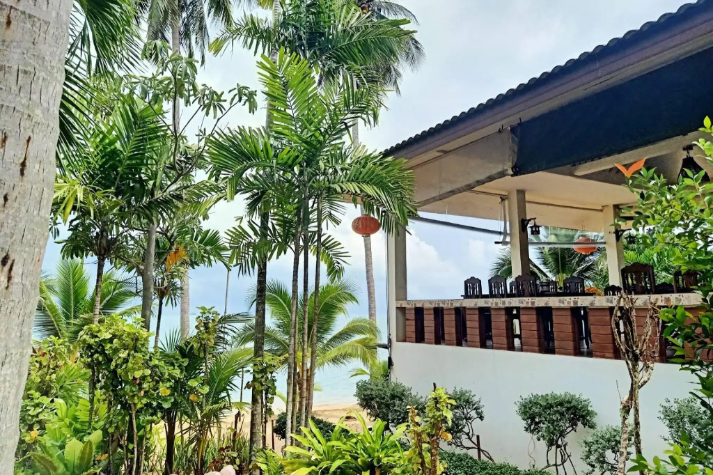 Palm Point Village