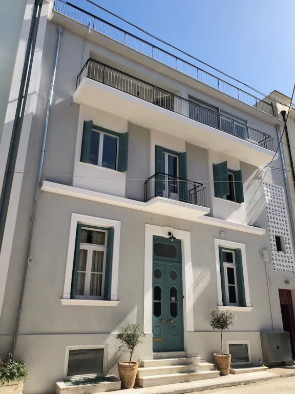 SV Acropolis Residence