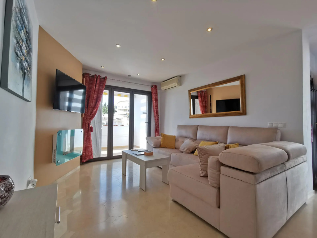 Entire rental unit- close to all amenities - Riviera del Sol - CS136