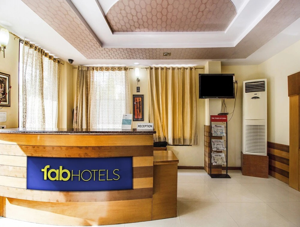 Fabhotel Royal Residency