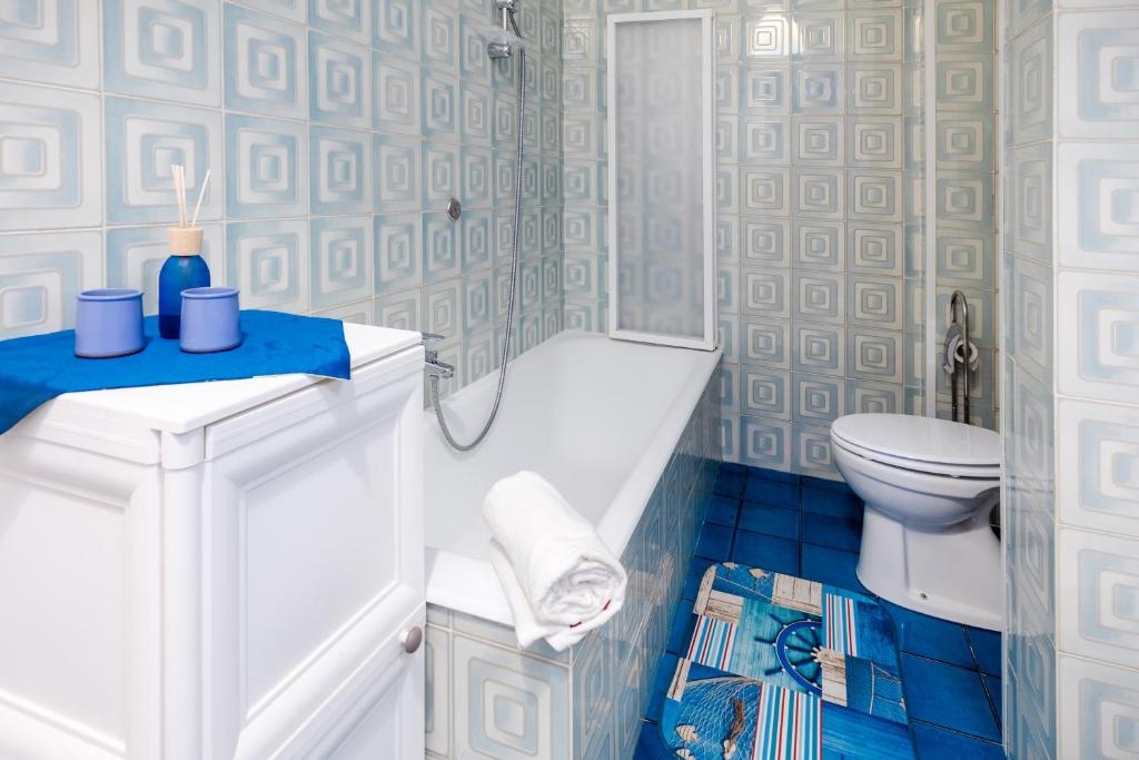 086 - Sunshine Home, 5 minuti dalla spiaggia, VISTA MARE - PARCHEGGIO PRIVATO GRATIS INCLUSO