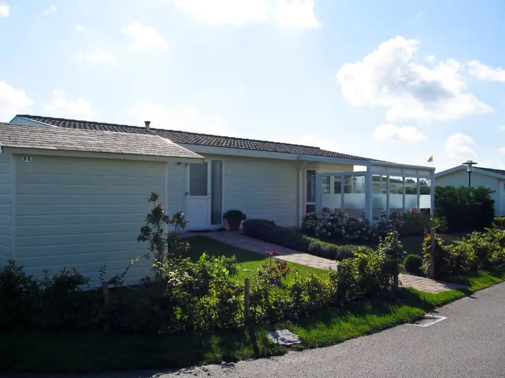 Nice Chalet With Beach at 600 m
