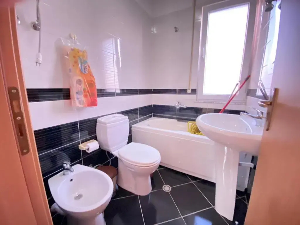 Cozy apartment at Fresk, Tirana