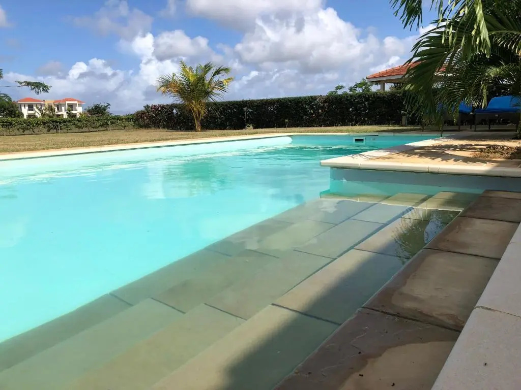 Samaki House