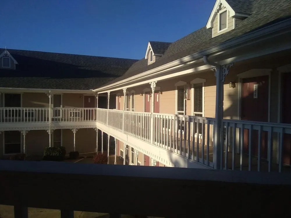 Victorian Inn
