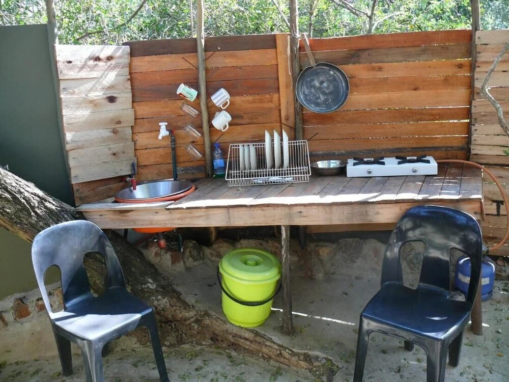 3 bed Bush-tent Under 3 Trees, for Couple Plus Chaperone Free Lionhyena Sounds