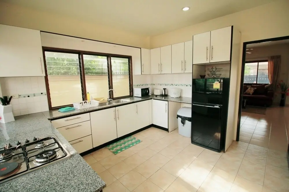 Adare Villa
