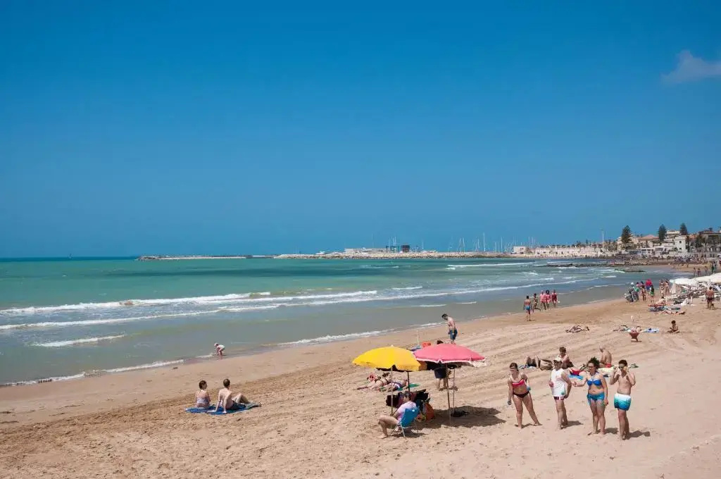 DELPOSTO Marina di Ragusa (sd)
