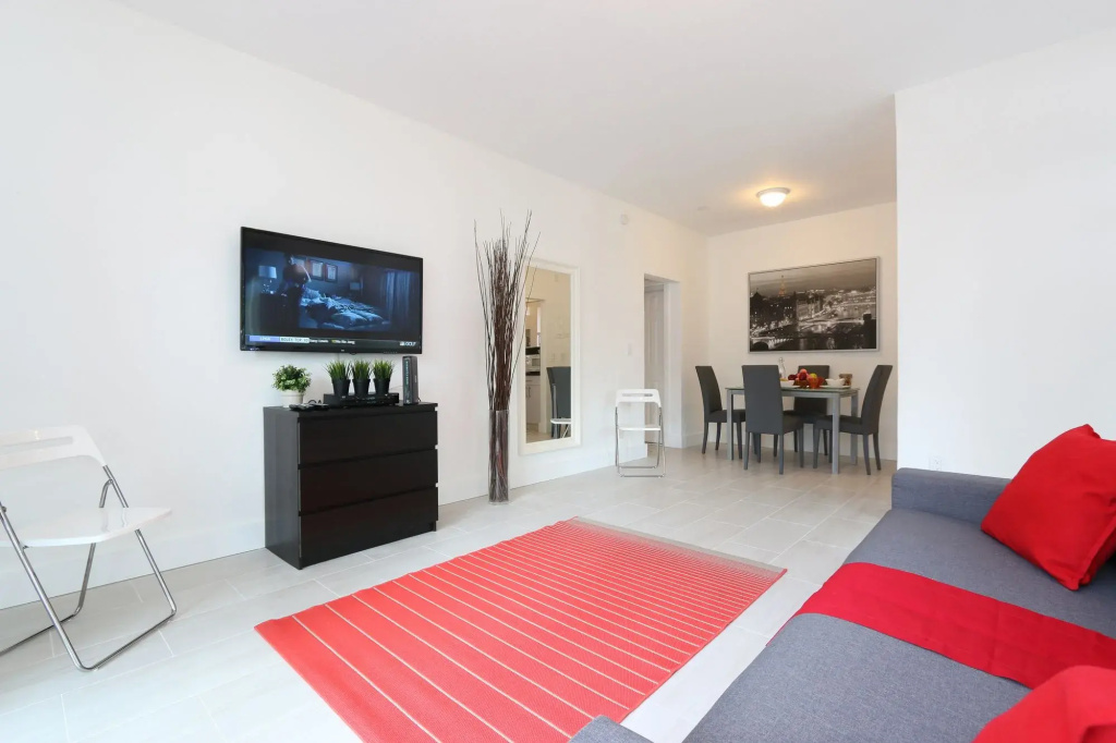 Harding Suites