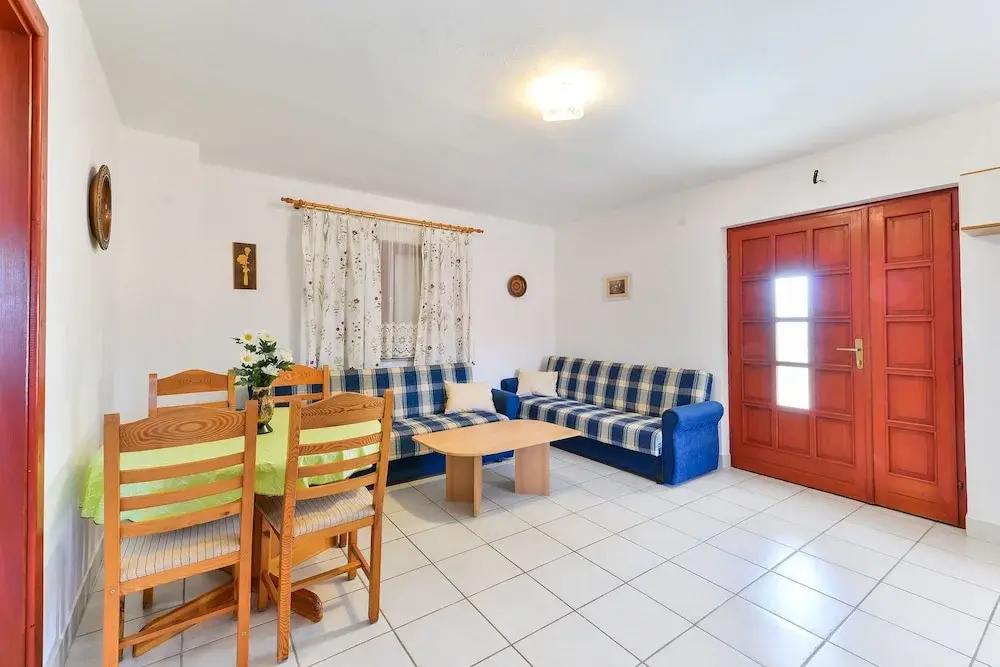 Apartments Gogoljak
