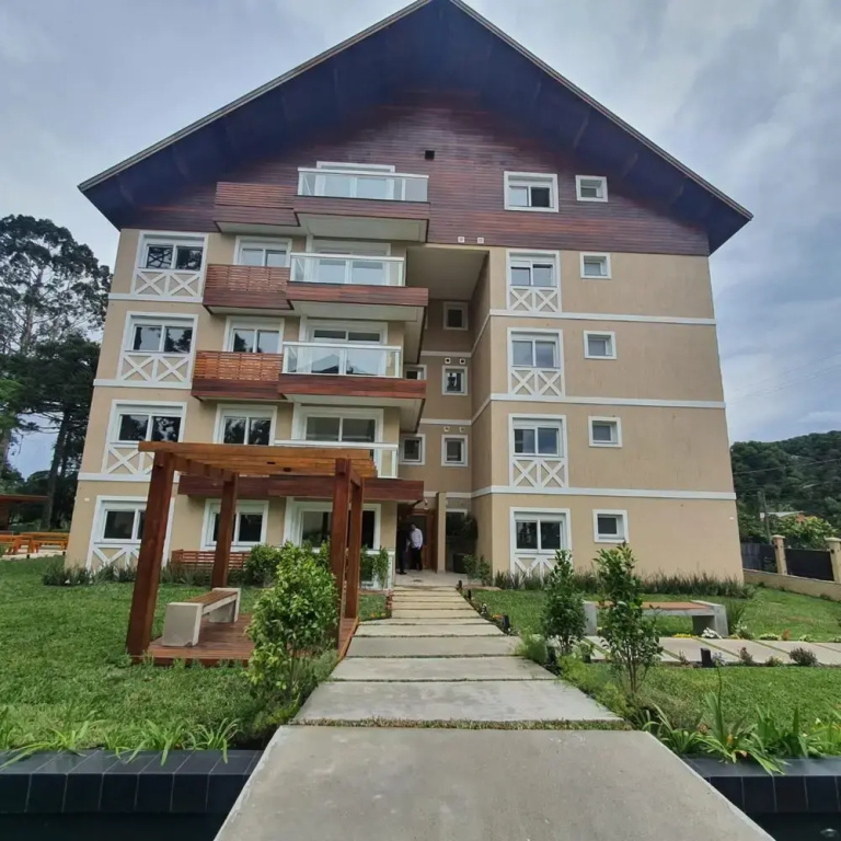 Novo Belissimo Apartamento com Lareira em Canela