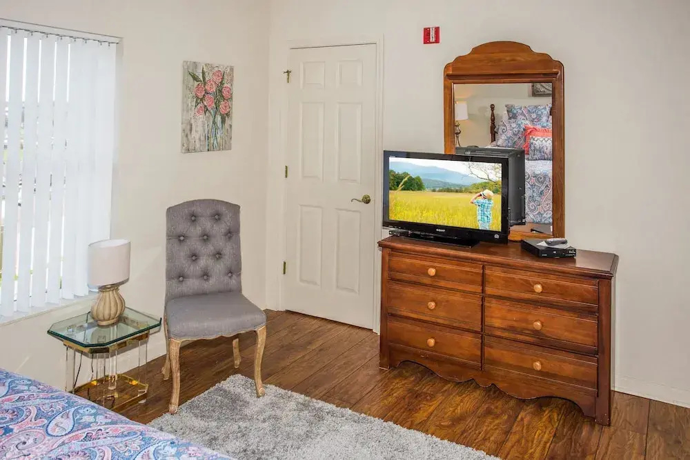 Whispering Pines 104