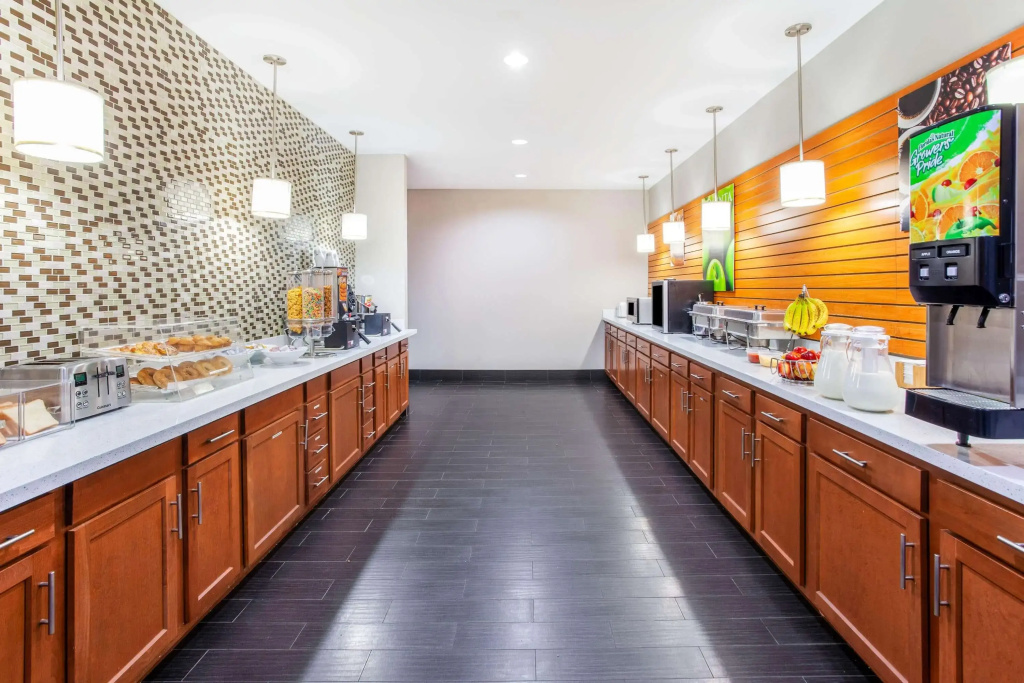 La Quinta Inn & Suites by Wyndham Luling