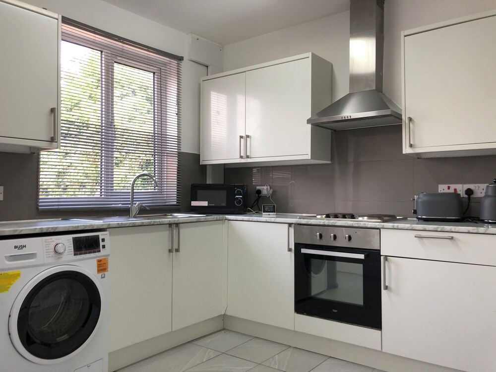 Immaculate 3-bed House in Nottingham