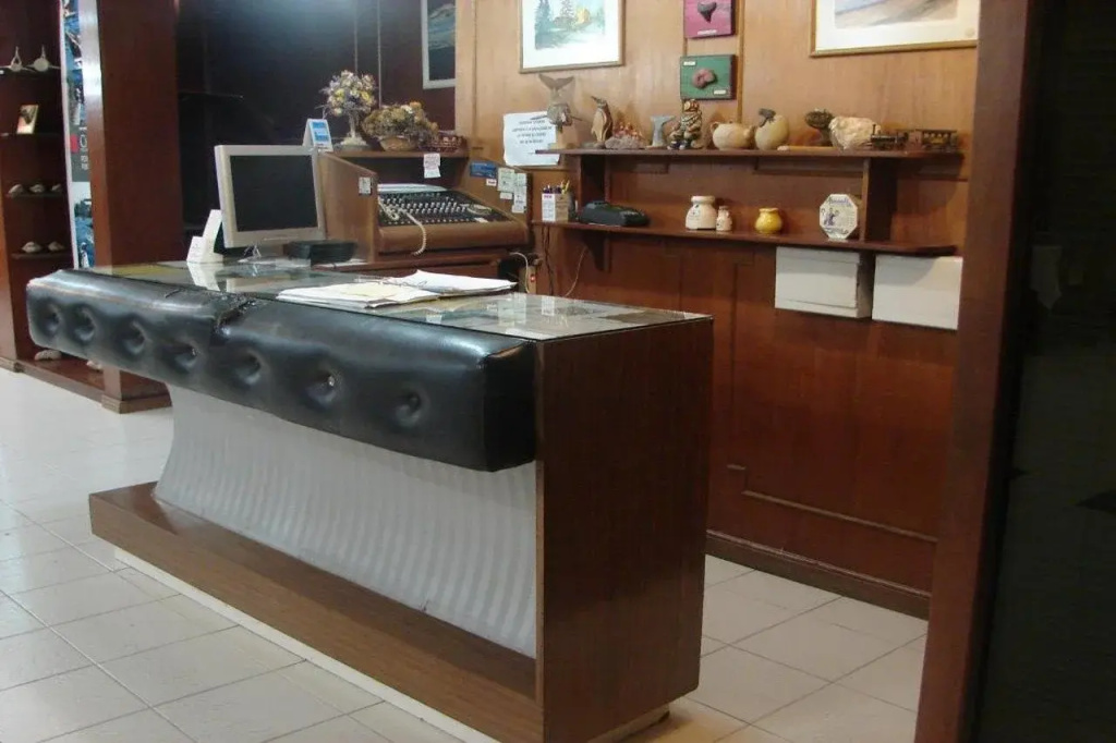 Cheltum Hotel