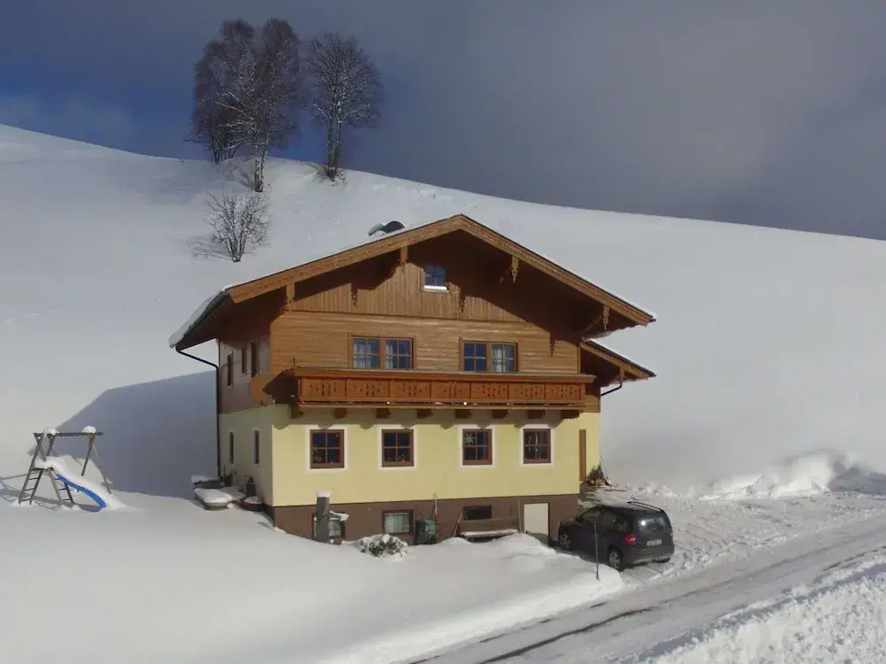 Apartment in Wagrain with Stunning Mountain Views