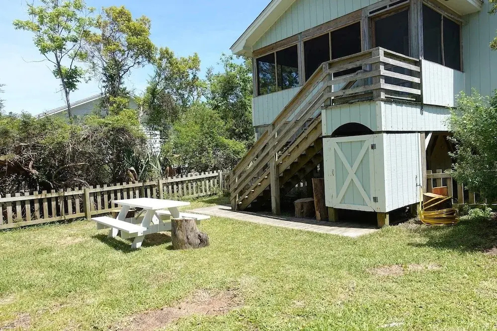Nutter Tree at Ocracoke - 2 Br Home