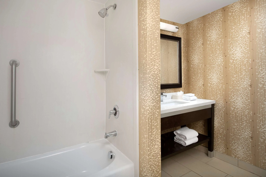 Hampton Inn & Suites Alpharetta-Windward