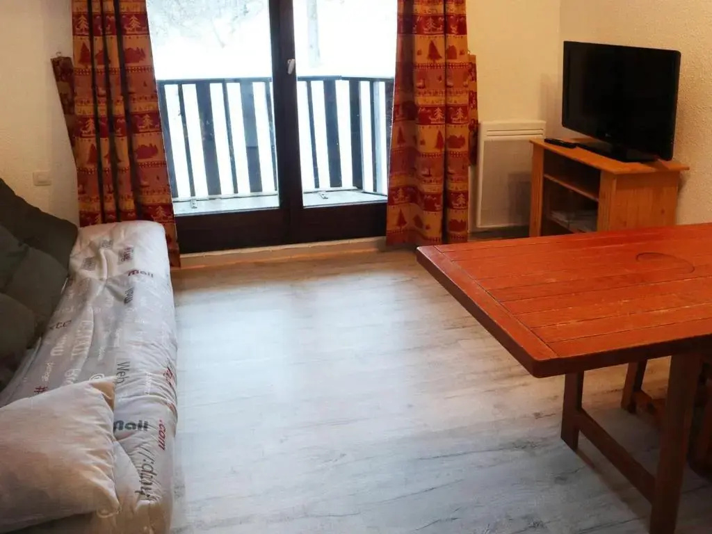 Appartement Les Orres, 1 pièce, 4 personnes - FR-1-322-4