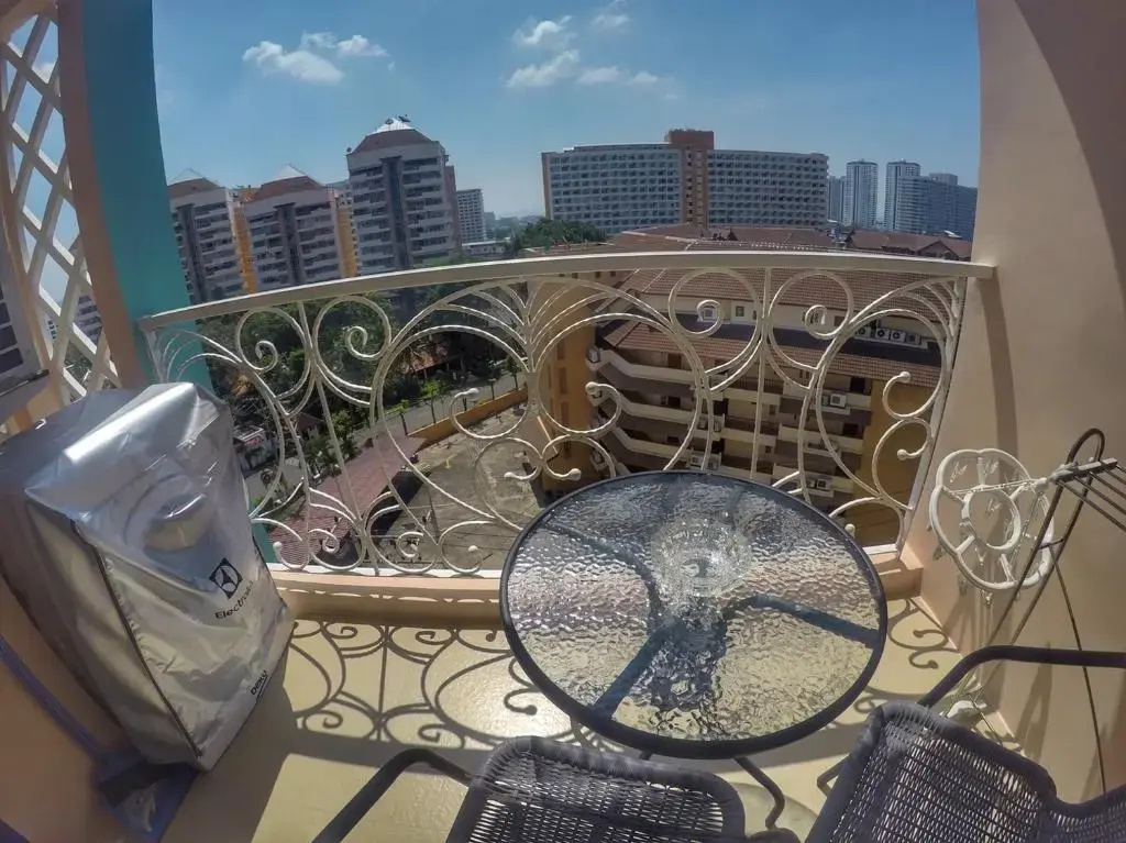 Grande Caribbean Condo