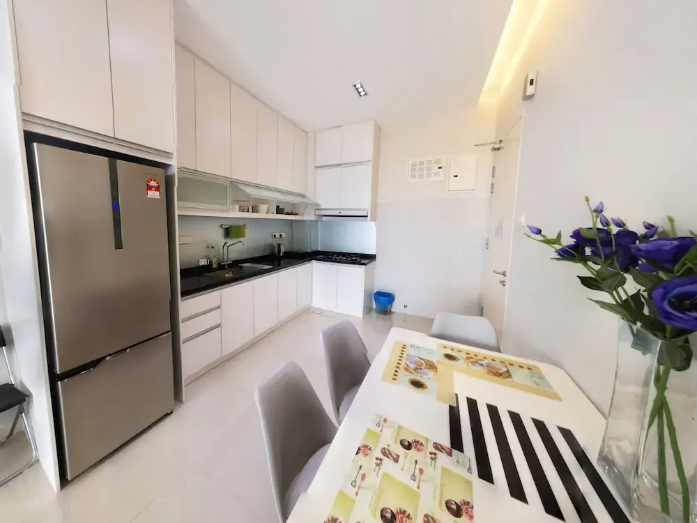 KL Desa Green Apartment by BeeStay