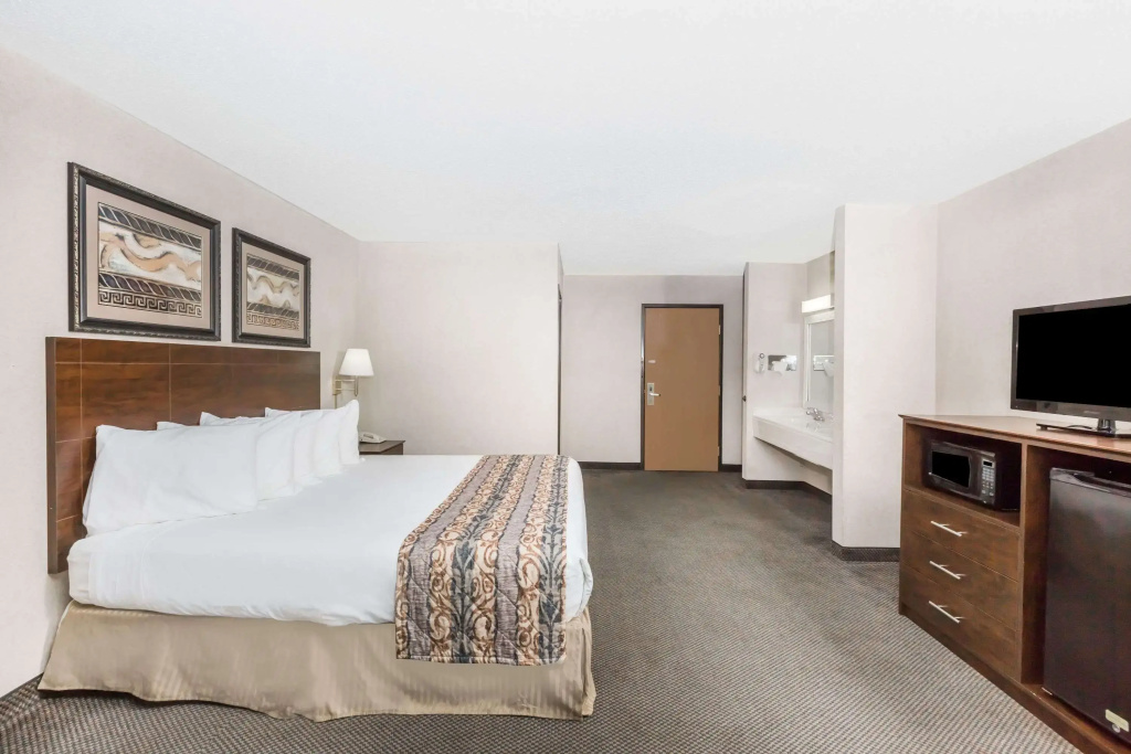 Baymont by Wyndham LeMars